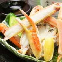 Crab meat served with vinegar sauce