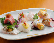 Assorted sashimi