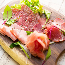 Assorted ham and prosciutto