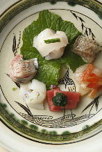 Assorted sashimi