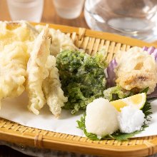 Assorted tempura