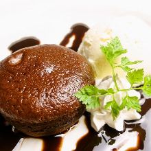 Fondant au chocolat (lava cake)