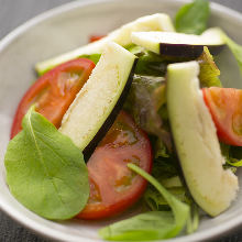 Tomato salad