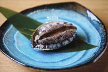 Grilled dancing abalone