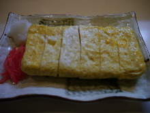 Japanese-style rolled omelet