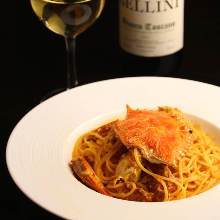 Tomato cream sauce pasta with Japanese blue crab