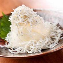 Whitebait with grated daikon