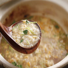 Zousui (rice soup) set or champon noodles (for the finish of a hotpot meal)