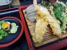 Tempura zaru buckwheat noodles