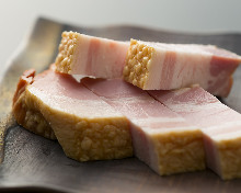 Thickly-cut bacon