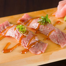 Seared wagyu beef loin sushi