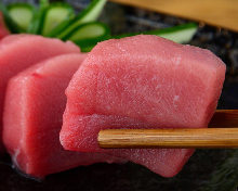 Chutoro (medium fatty tuna)