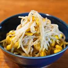 Bean sprouts namul (Korean seasoned bean sprouts)