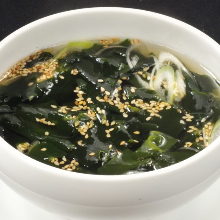 Wakame seaweed soup