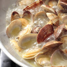 Manila clams steamed with sake