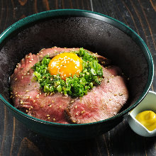 Roast beef rice bowl