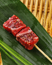 Fried beef fillet skewer