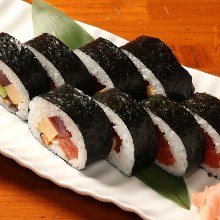 Futomaki sushi rolls