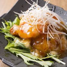 Stir-fried shrimp in chili sauce