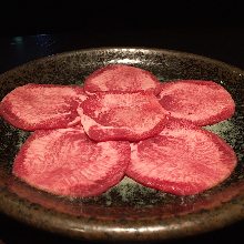 Tan shio (salted tongue)