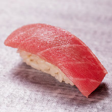 Chutoro (medium fatty tuna)