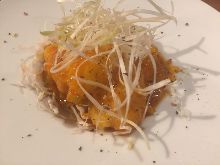 Stir-fried shrimp in chili sauce