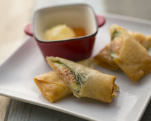 Seafood and cheese spring rolls