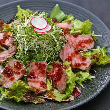Roast beef salad