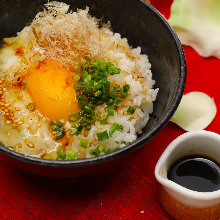 Tamagokake gohan (rice with raw egg)