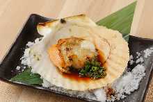 Grilled scallop with butter