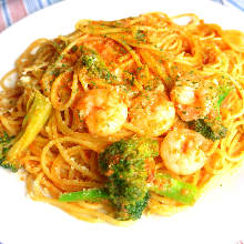 Tomato cream sauce pasta with shrimp