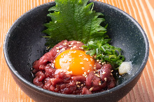 Horse meat tartare