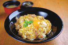 "Oyako" chicken and egg rice bowl