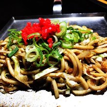 Sauteed wheat noodles