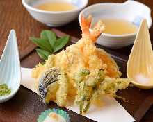 2,200 JPY Set (3 Items) 2,200 JPY Set (3 Items)