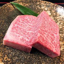 Wagyu beef thickly-sliced sirloin
