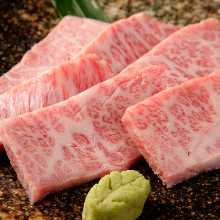 (Highly Recommended) Special Sankaku Karubi (Salt and Sauce)