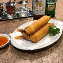 Fried spring roll of shrimp