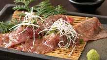 Grilled Omi beef roast sushi