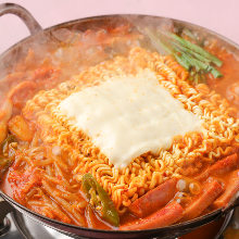 Budae-jjigae