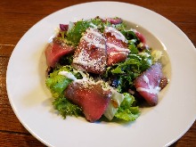 Roast beef salad