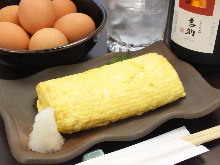 Japanese-style rolled omelet