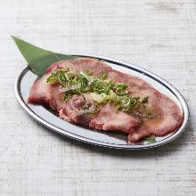 Negi tan shio (salted tongue with green onions)