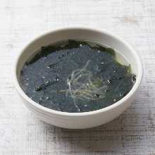 Wakame seaweed soup