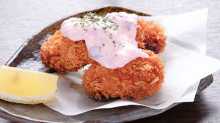 Deep-fried oysters with tartar sauce