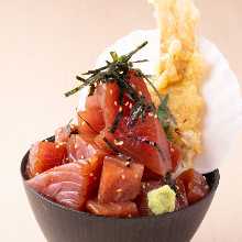 Soy sauce marinade fresh tuna rice bowl