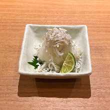 Whitebait with grated daikon