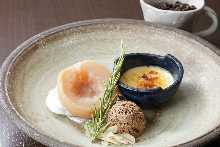 Assorted desserts, 3 kinds