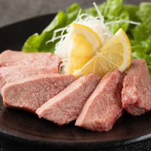 Premium grilled tongue seasoned with salt