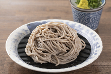 Chilled buckwheat noodles without broth